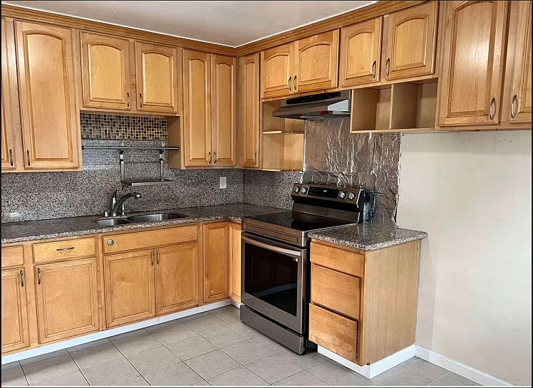 1 Bed · 1 Bath